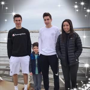 Meet your Posher, Becky